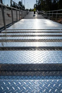 ورق آجدار چیست و انواع آن